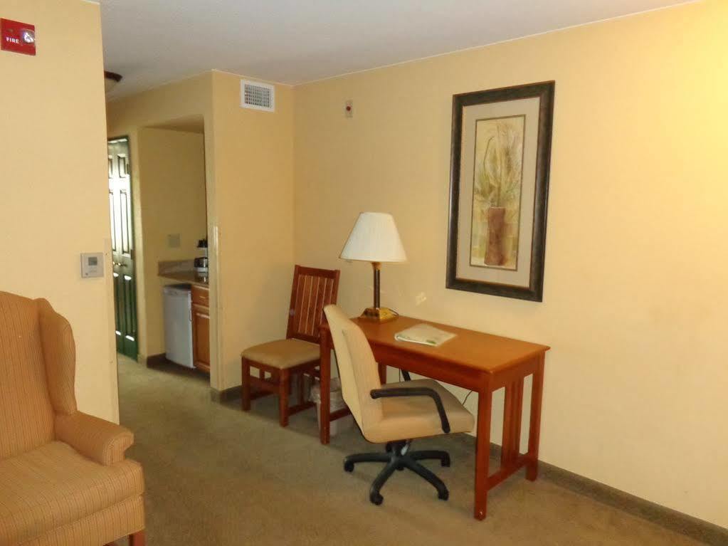 Country Inn & Suites By Radisson, Green Bay East, Wi Exteriör bild